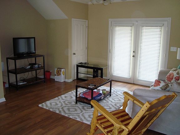 3rd image of 1705 Ethel St