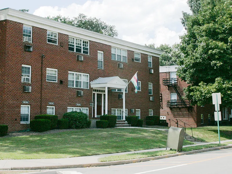 Radnor Manor — Photo 2