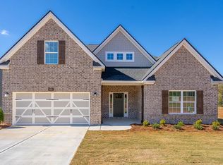 106 Beaver Creek Way, Lagrange, GA 30241