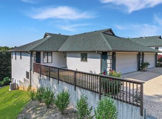 133 Point Seven Rd UNIT 14, Kimberling City, MO 65686