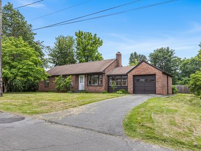 15 Loopley St, Ludlow, MA, 01056