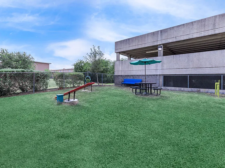 The Enclave at 1550 — Photo 10