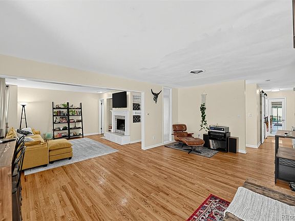5th image of 2288 S Sherman Street