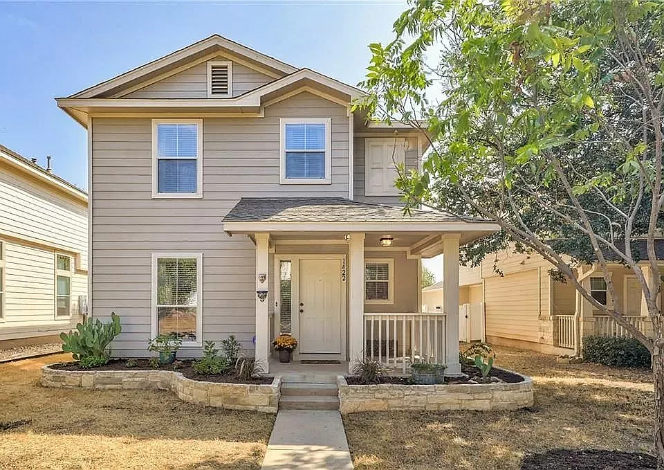 1422 Davis Mountain Loop