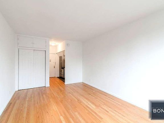 2nd image of 354 E 83rd St APT 4
