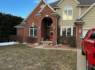 38894 N Pointe Pkwy, Harrison Township, MI