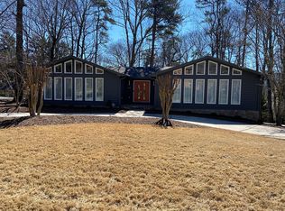 1250 Mile Post Dr, Atlanta, GA 30338