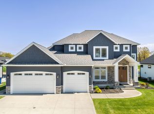 11270 Albany Ridge Dr, Osceola, IN