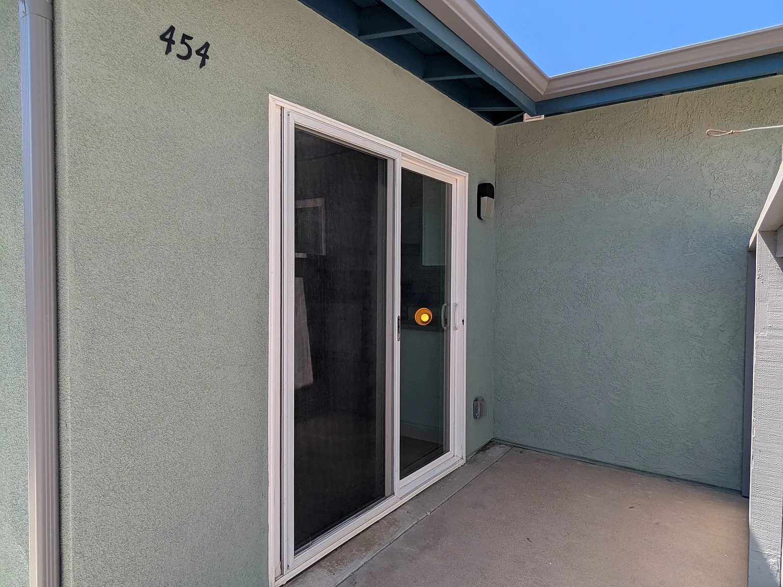 4 bed, 1526 sqft, $8,900 — Photo 3