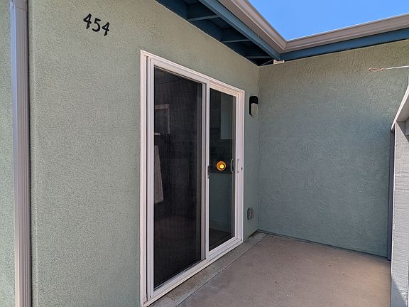 3rd image of 454 Birmingham Dr