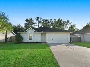 407 N Compass Rose Cir, Crosby, TX 77532