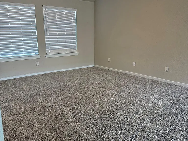 21535 Reserve Hill Ln — Photo 24