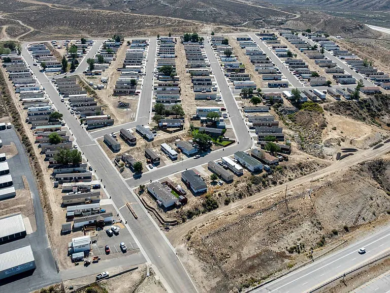 Skyline Village — Photo 20