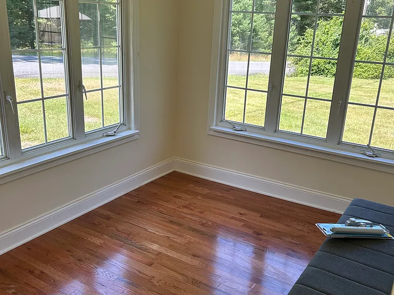 452 Southwoods Dr — Photo 12