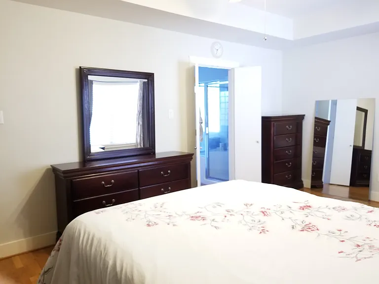 Private master room