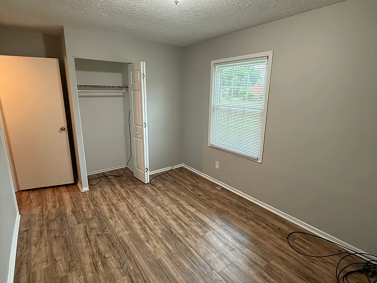 4911 Rosalind Ct — Photo 12