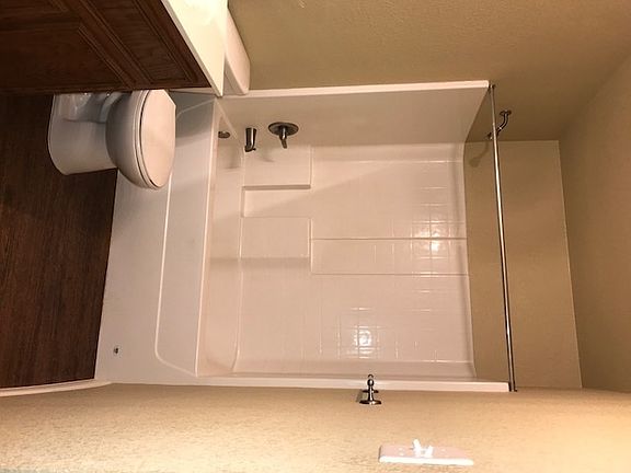 4th image of 406 Study Hall Loop APT B