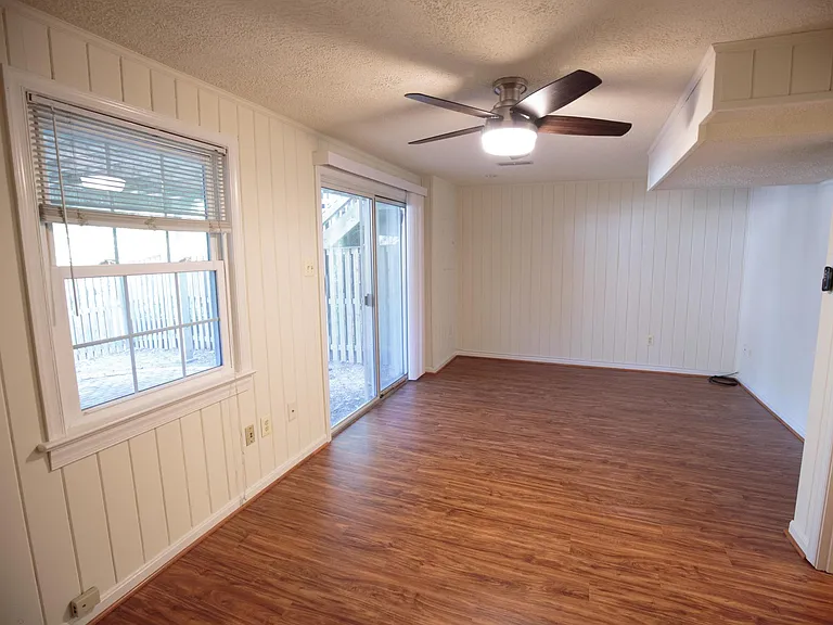 3103 Pebble Hill Ln — Photo 22