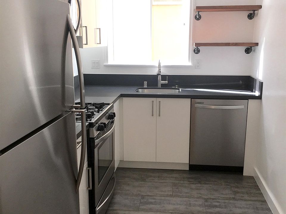 2nd image of 439 S Berendo St APT 103