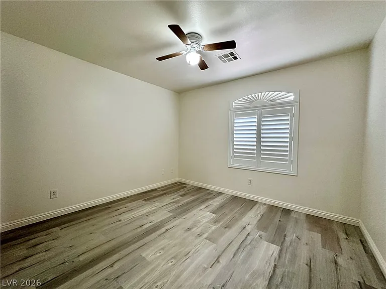 8020 Allensford Ave — Photo 12