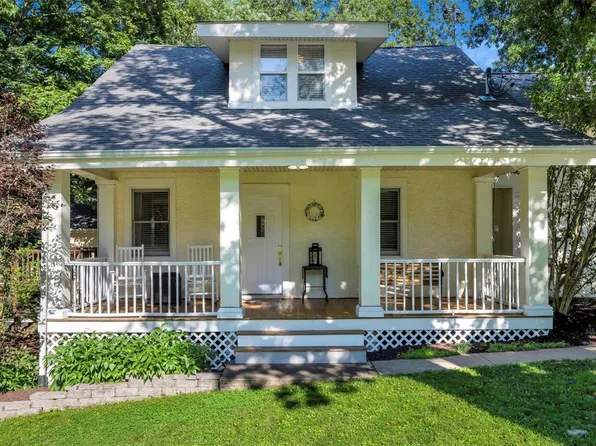 626 Bald Hill Rd, Eureka, MO 63025