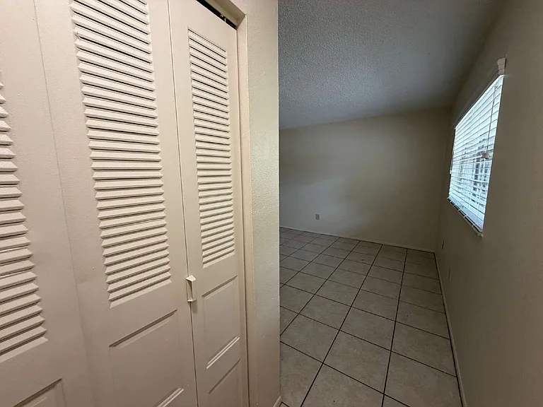 7419 Mead Dr — Photo 3