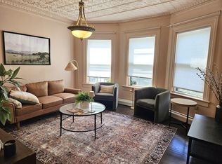 445 Broadway APT 2R, Providence, RI 02909