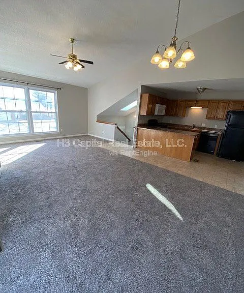 315 Hannah Dr — Photo 7