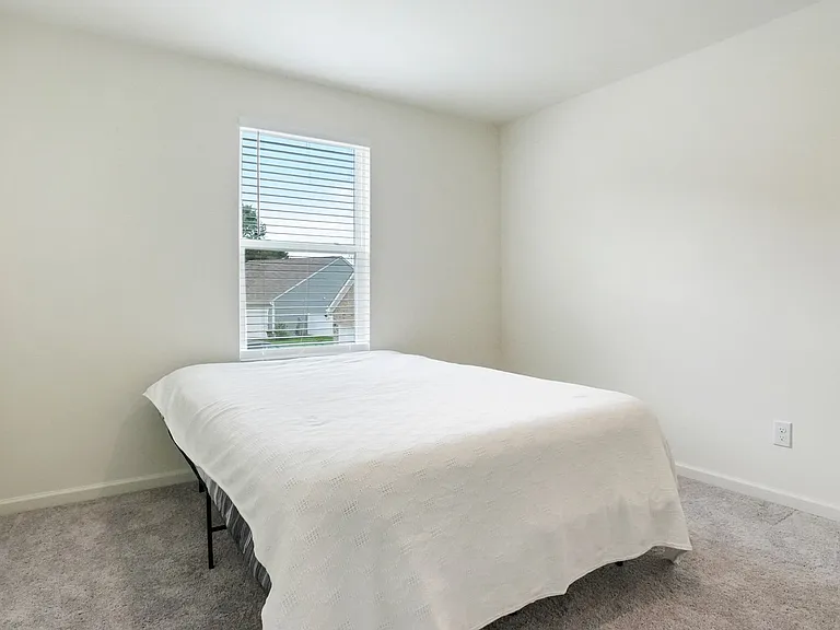 530 Cessna Dr — Photo 23
