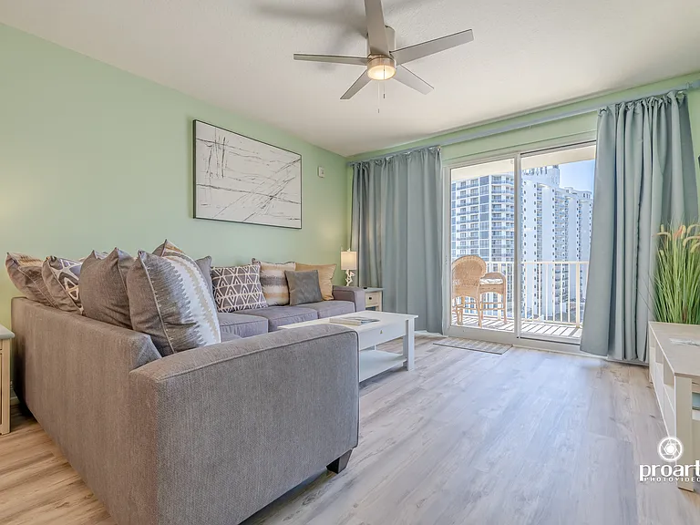 112 Seascape Dr #704 — Photo 1