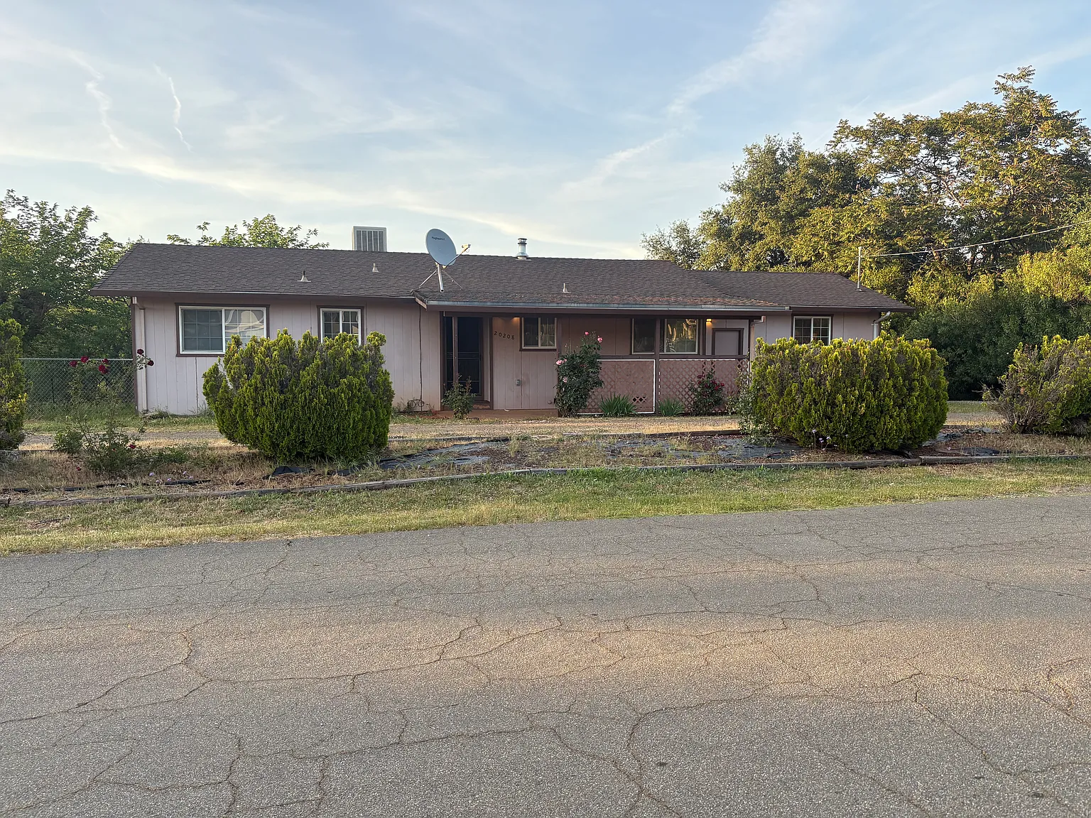 20208 Lago St — Photo 3