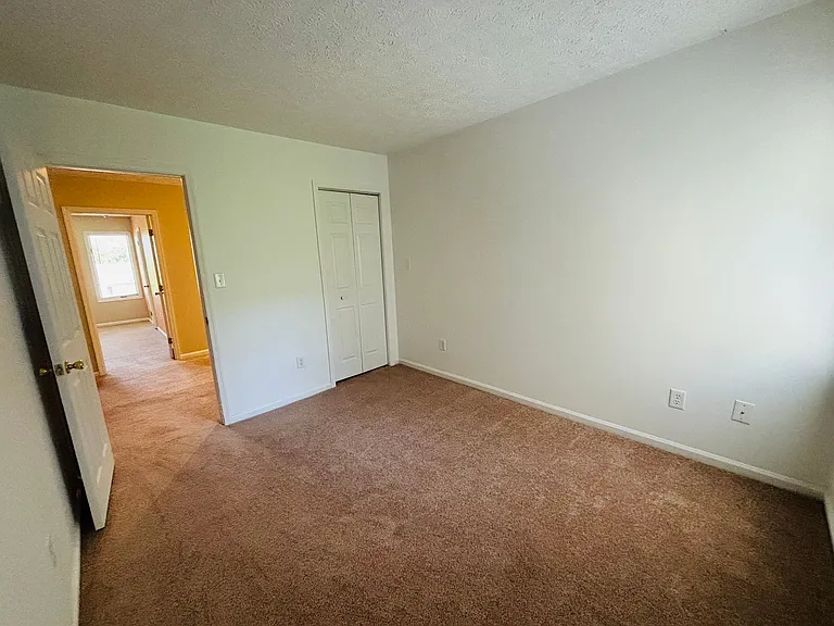 530 Kamran Dr — Photo 11