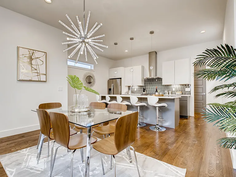 2708C Larmon Dr — Photo 8