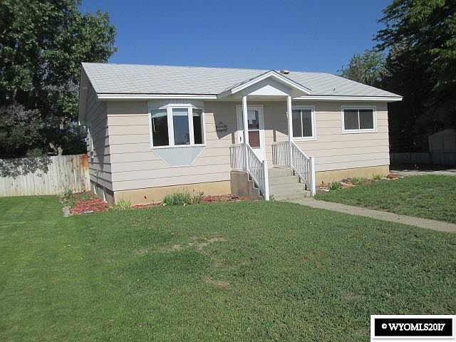 1st image of 816 S 17th St