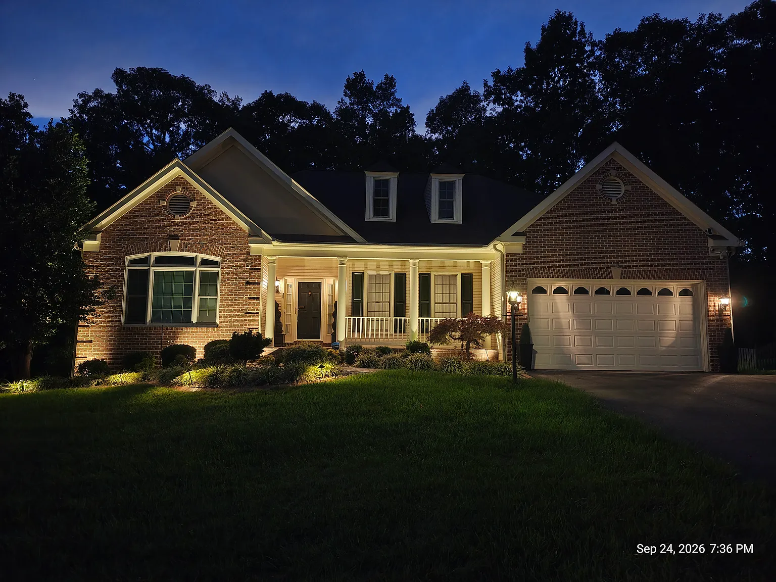 4 bed, 4156 sqft, $4,200 — Photo 2