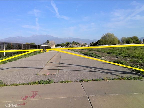 2nd image of 2 N Lyon Ave Lot 2