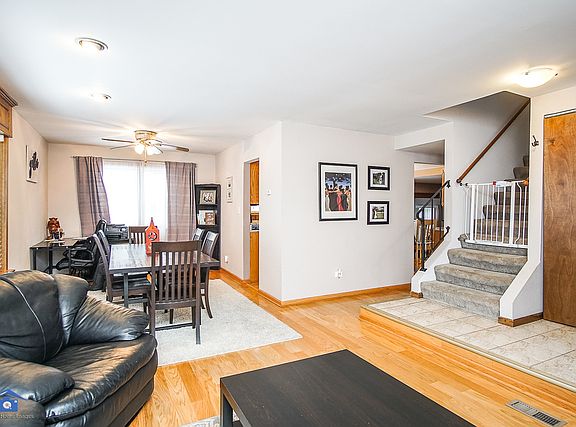 5th image of 2366 Sunnydale Dr