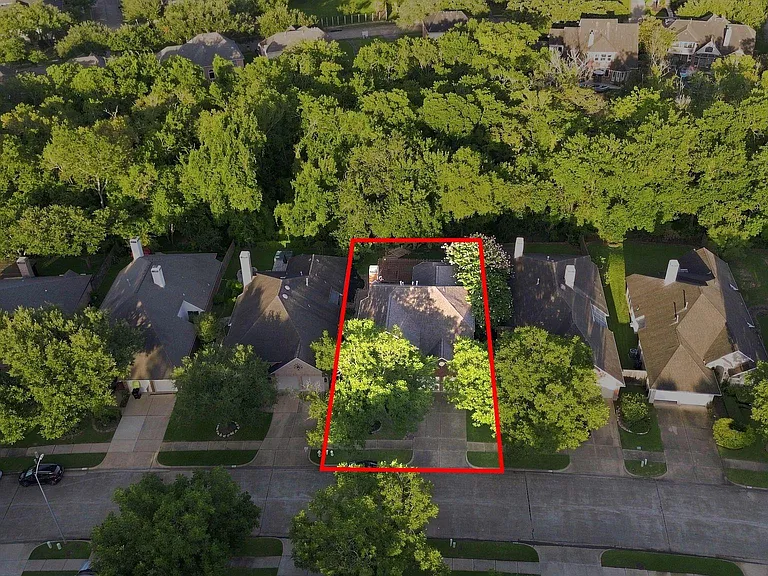 4307 Lakeshore Forest Dr — Photo 37