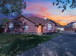 2502 18th St N, Texas City, TX 77590