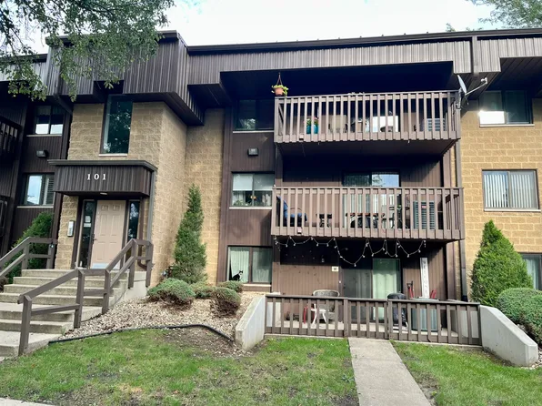 101 Caterpillar Dr APT 2C, Joliet, IL 60436