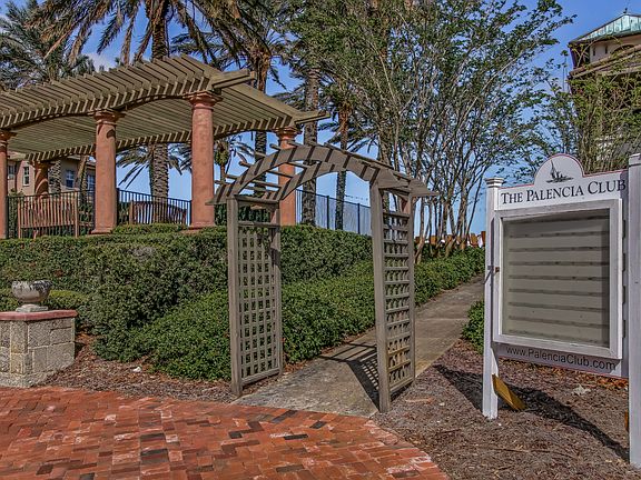2nd image of 832 Cypress Crossing Trl