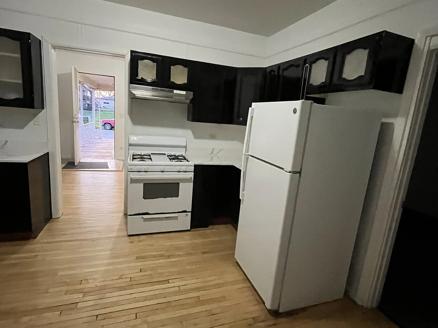 13841 Forest Ave — Photo 4