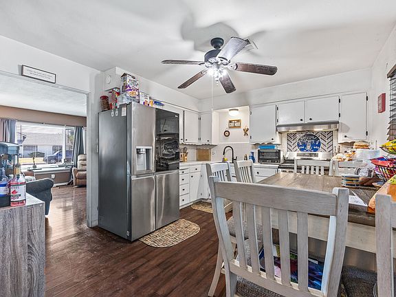 5th image of 1306 Elaine Drive