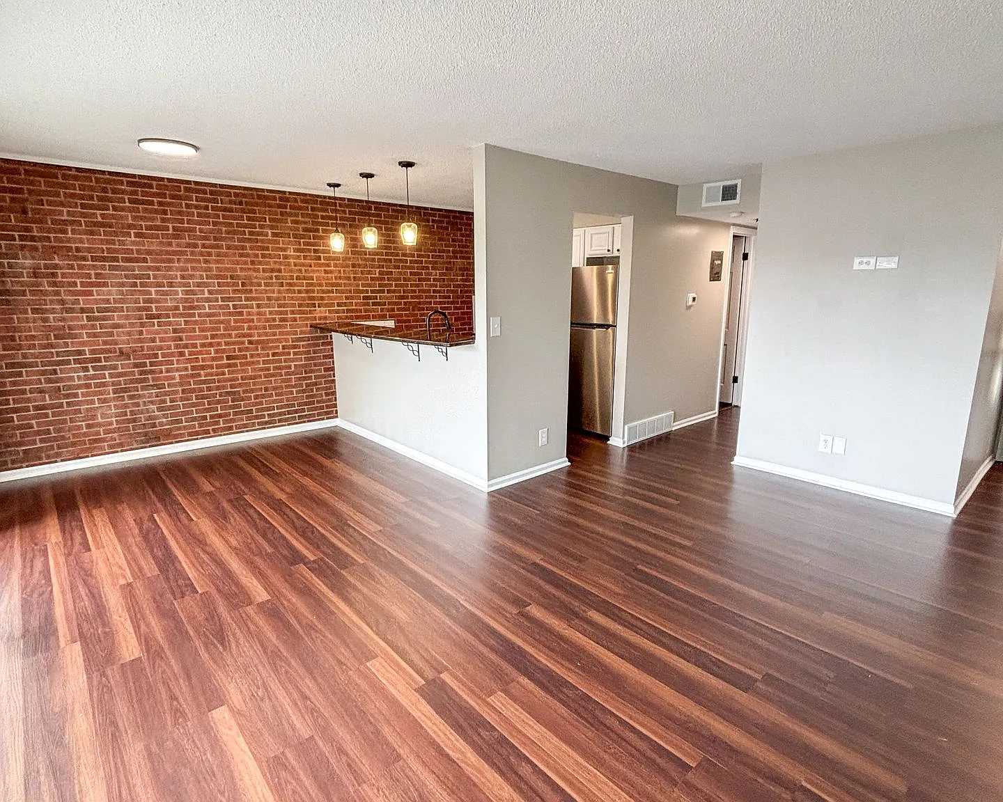 Belleview Apartments — Photo 2