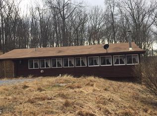 57 Ember Ln, Hedgesville, WV 25427