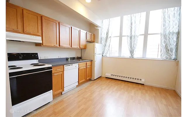 Rented by Douglas Elliman | media 11