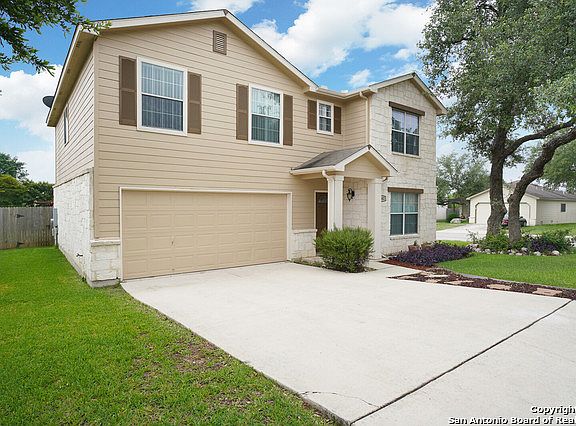 3rd image of 3902 Wisteria Way