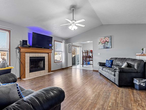 4th image of 4325 Chesterfield Ave