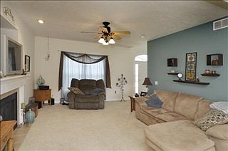 4th image of 8396 Engelwood Ave