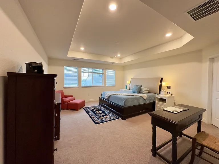 930 Compass Dr — Photo 19